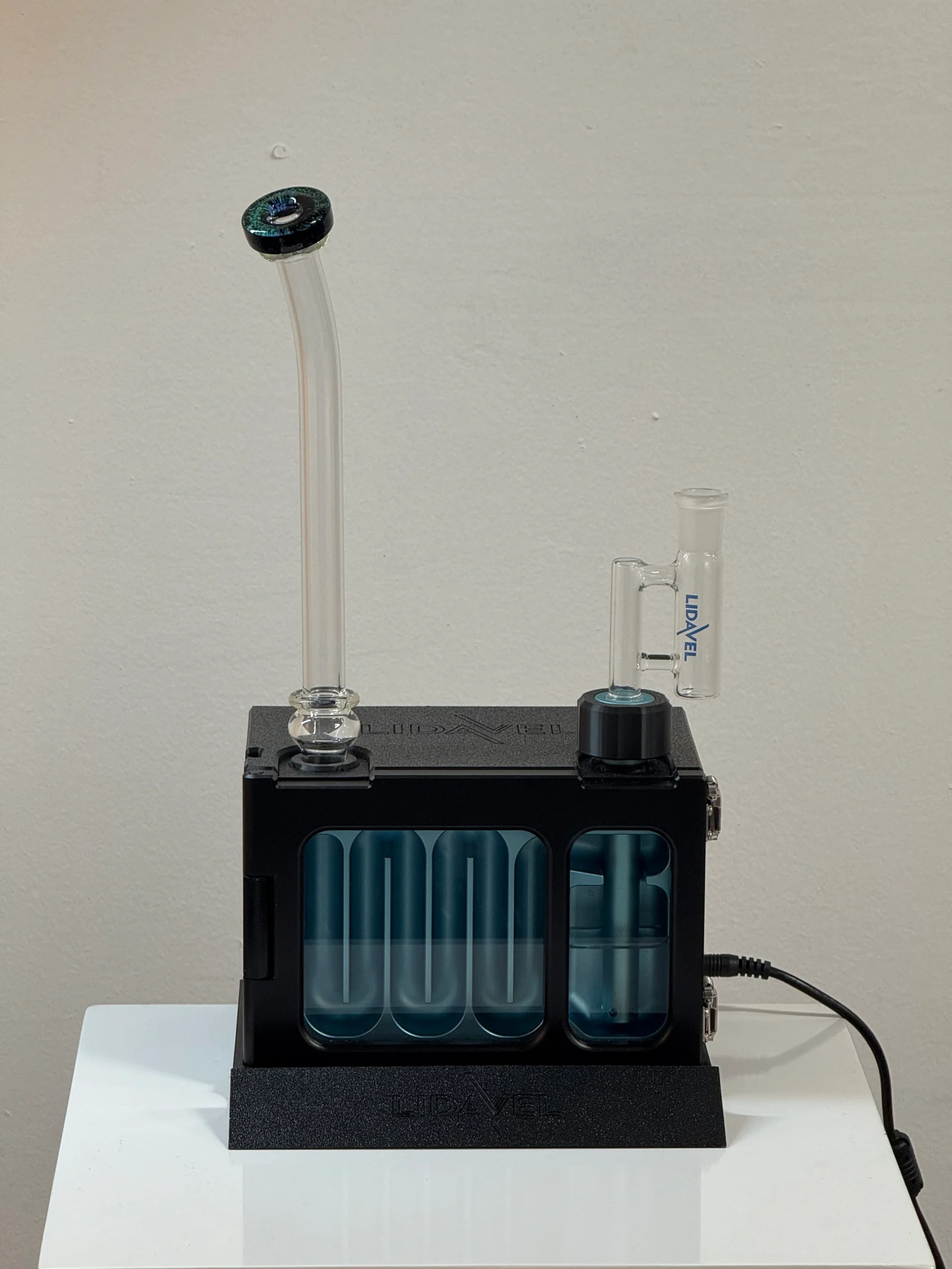 LIMITED Ery Glass Box Dry Necks - Clear With Opal Work - Image 3