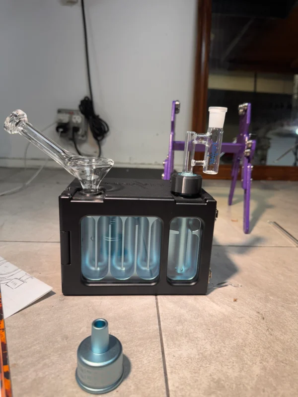 Ery Glass Box Necks - All Clear Work - Image 2