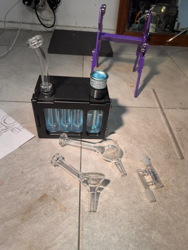 Ery Glass Box Necks - All Clear Work